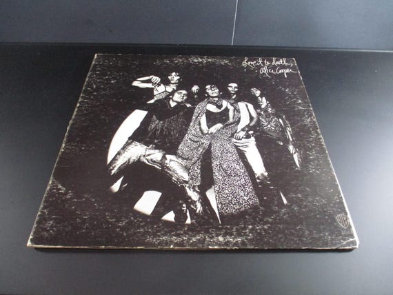 Vintage 1971 Vinyl LP Record Love it to Death Alice Cooper Gatefold Cover Excellent Condition Green Label 69425