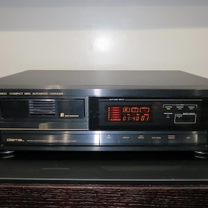 JVC XL-M400 CD Changer: 5-Disc Magazine Type, Dolby Digital