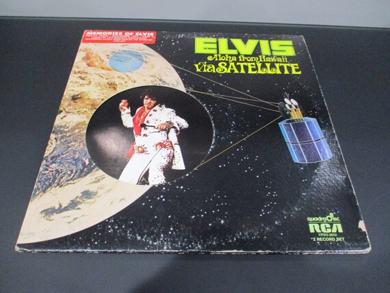 Vintage 1975 Vinyl LP Record Set Elvis Aloha From Hawaii Via Satellite Elvis Presley Excellent Condition Quadradisc with Hype Sticker 61081