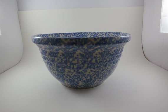 Henn Pottery Roseville Ohio Blue Speckled Bowl 10 Inches Gerald R Workshops