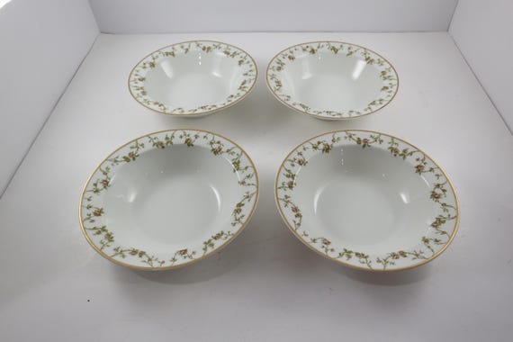 Set of Four Vintage Haviland Limoges Green and Red Stamp Green Red Floral 6 1/4 Inch Fruit Bowls Like New Condition