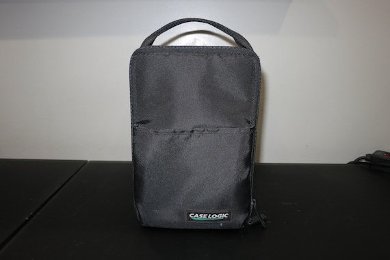1990's Case Logic Black CD Carrying Case (Holds 15 Discs)