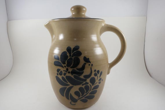 Vintage Pfaltzgraff Folk Art Pattern 64 Ounce Coffee Server Pot with Lid