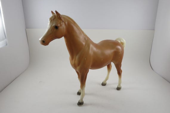 Circa 1982 Breyer Family Mare Matte Finish 10 1/2 Inches Long