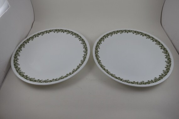 Pair of Vintage Corelle by Corning Crazy Daisy 10 Inch Dinner Plates