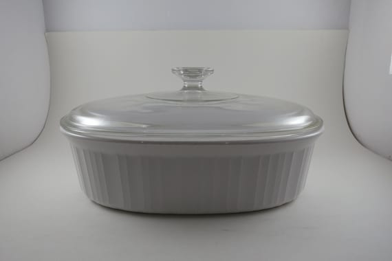 Corning French White Oval Casserole Dish: 2.5 Quart 2.8 Liter with Glass Lid