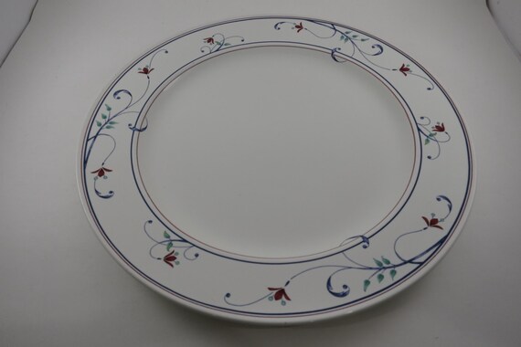 Vintage Mikasa Intaglio CAC20 Annette Pattern 12 1/2 Inch Round Chop Plate