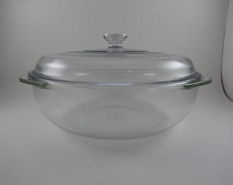 Vintage Pyrex 026 3-Quart Oven Roaster: Double Handled Serving with Original Lid