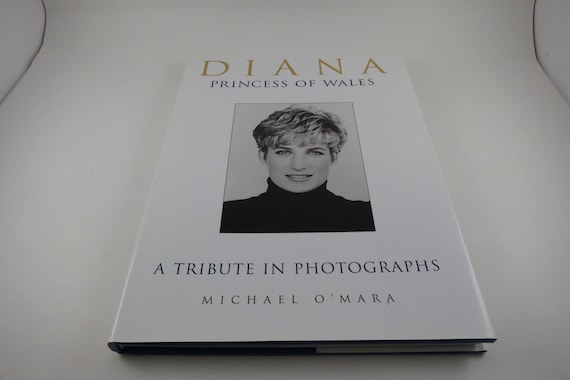 1997 Diana Princess of Wales A Tribute in Photographs Hard Cover Book Michael O'Mara