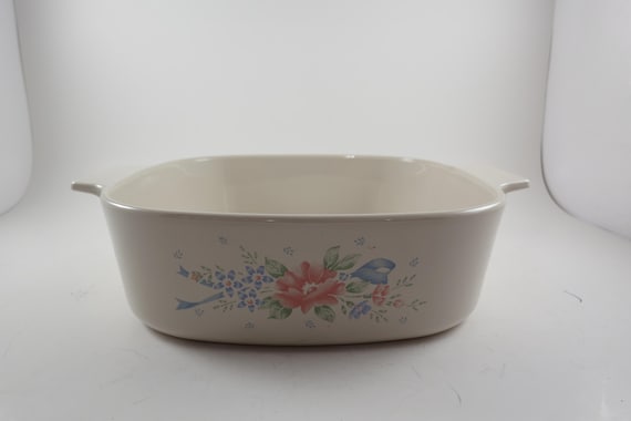 1990-1994 Corning A-2-B Beige Symphony Pattern 2 Liter Saucepan Excellent Condition