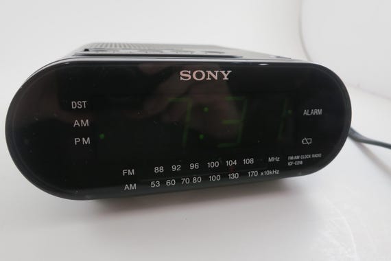 Vintage 1990s Sony Dream Machine Clock Radio: Oversized LED Display