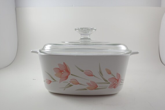 Vintage Corning Ware Peach Floral Saucepan: 1.5 Liter with Glass Lid