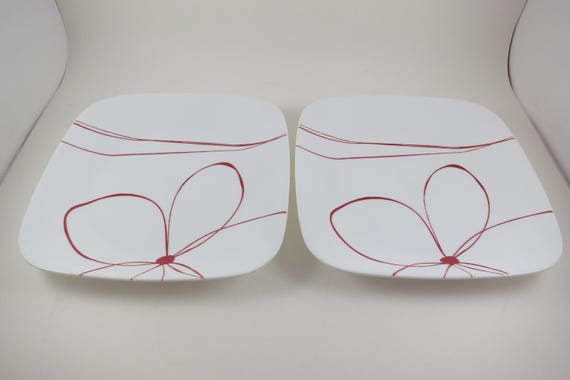 Pair of Vintage Corelle Corning Red Daisy Days 9 Inch Square Lunch Plates Excellent Used Condition