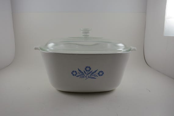 1966-1969 Corning Ware P-2 1/2-B Blue Cornflower 2 1/2 Quart Saucepan with P-9-C Glass Lid Excellent Condition