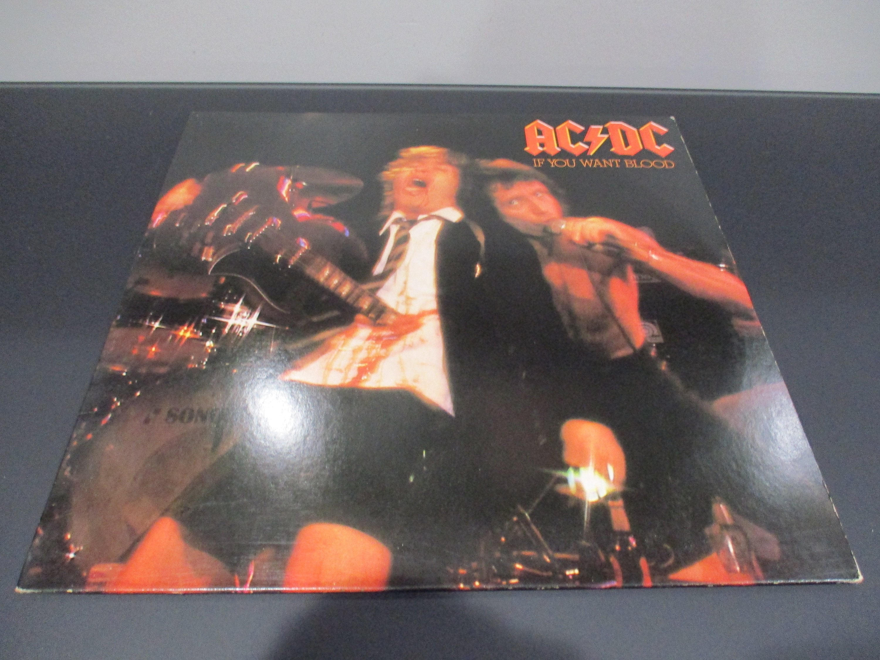 Tapis vinyle vintage acdc rock music - TenStickers