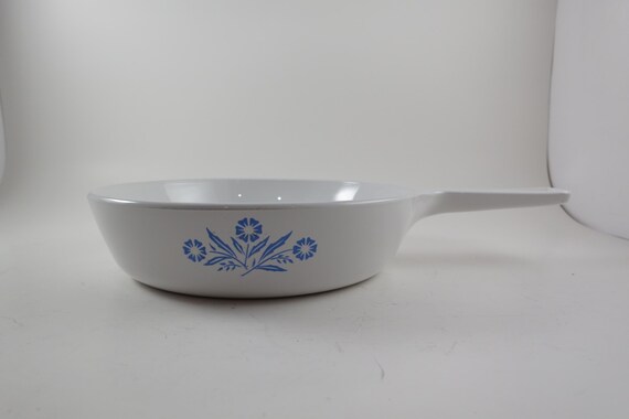1972-1979 Corning Ware P-83-B Blue Cornflower Menuette/Duette 6 1/2 Inch Skillet Excellent Condition
