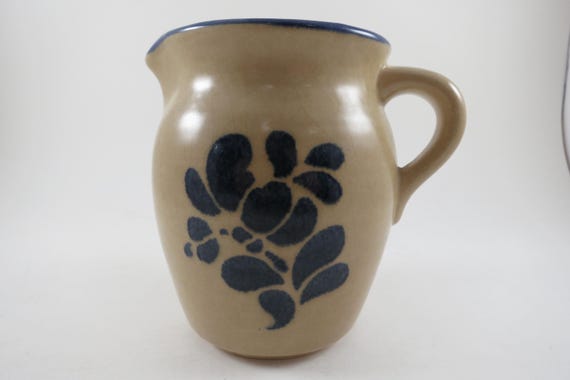 Vintage Pfaltzgraff Folk Art Pattern 024 Creamer