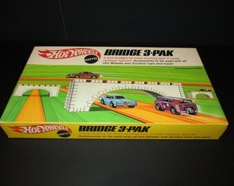 Vintage 1969 Mattel Hot Wheels Bridge 3 Pack New In Original Box Never Opened