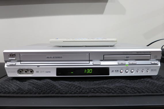 Vintage 2004 JVC VHS/Dvd/Cd Player Silver Modern Retro Design with Remote