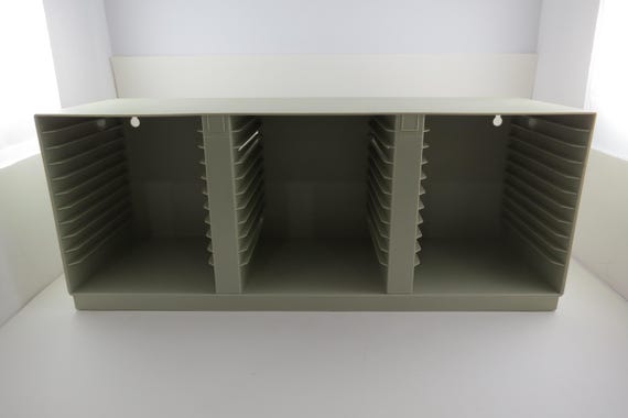 Vintage 1990's Alpha Hard Plastic CD Holder Holds 36 CD's Free Standing or Wall Mount