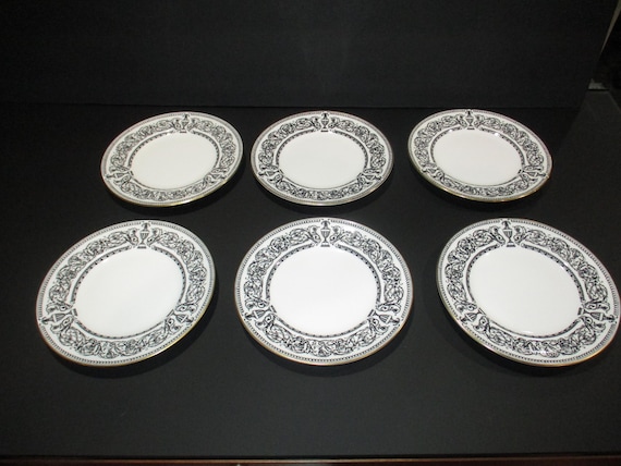 Set of Six Vintage 1966 Royal Worchester Bone China Padua Pattern 6 Inch Bread Plates Excellent Original Condition