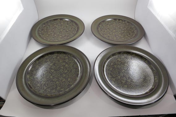 Vintage Franciscan Madeira Pattern Set of Four 10 1/2 Inch Dinner Plates Like New Condition