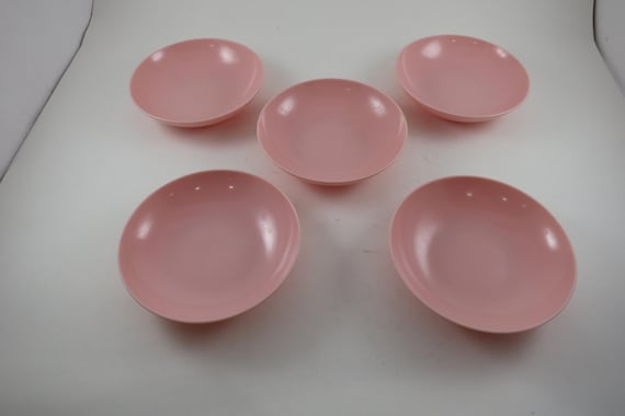 Vintage MCM Oneida Premiere Plastic Pink Melamine Set of 5 Fruit Bowls