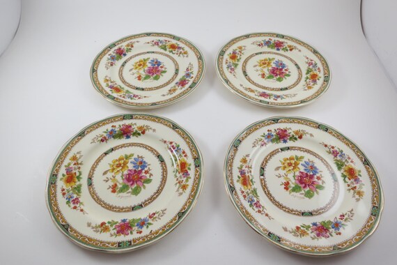 Set of Four Grindley England Creampetal 6 1/4 Inch Bread Plates Excellent Used Condition