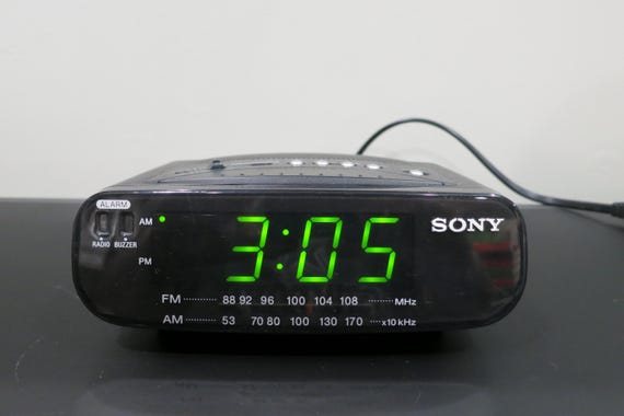 Vintage 1990's Sony Dream Machine FM/AM Digital Clock Radio Alarm Clock Model ICF-C212 Oversized Led Display Works Perfect