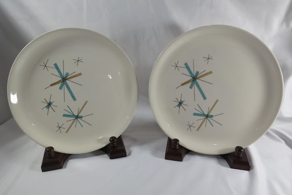 Pair of Salem China North Star Atomic Starburst Turquoise 9 1/4 Inch Luncheon Plates