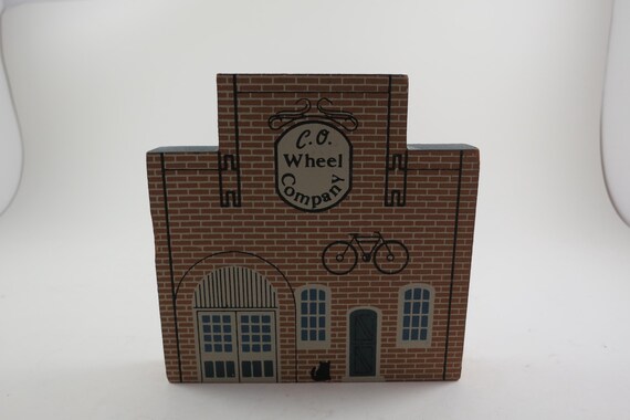 Faline The Cat's Meow Shelf Sitter: 1988 CO Wheel Company Signed Wooden Decor