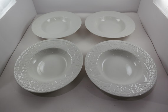 Set of Four Vintage Franciscan Ware Johnson Brothers White 9 Inch Soup Bowls Excellent Used Condition