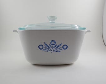 Vintage Corning Ware Blue Cornflower Saucepan with Glass Lid (1.75 Quart P-1 3/4-B)