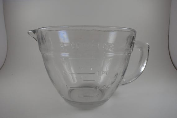 Vintage Pampered Chef 1 Quart Measuring Cup 4 Cups Clear Embossed