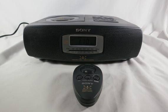 1990's Sony Dream Machine Clock CD Player Dual Alarm Works with Omnidirectional Remote Control