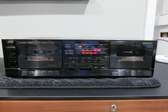 Vintage JVC Double Cassette Deck TD-W220 - Synchro Dubbing 2 Videos