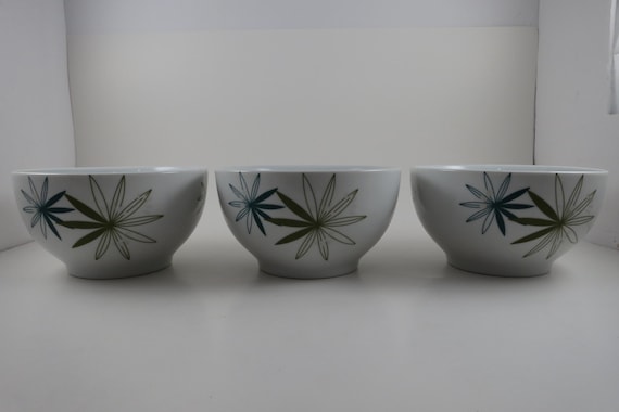Set of 3 Pier 1 Kui Hua Retro 5 5/8 Inch Coup Cereal Bowls
