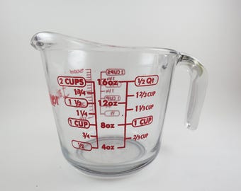 Vintage Anchor Hocking 2-Cup Measuring Cup: Red Lettering