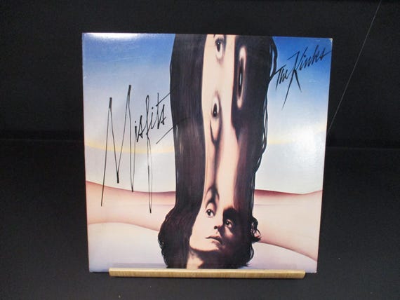 Vintage 1978 Vinyl LP Record The Kinks Misfits Excellent Condition 67821