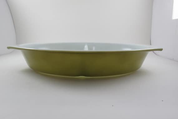 Vintage Avocado Green Divided Serving Dish - 1 Quart