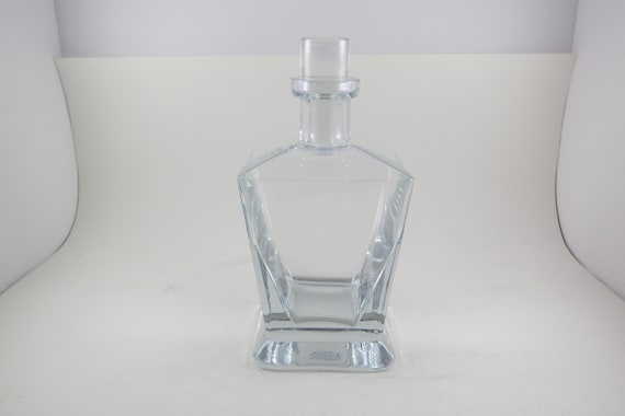 Vintage  Square Glass Decanter with Stopper 9 Inches Tall Excellent Condition