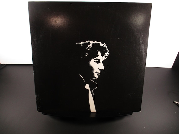 Vintage 1985 Vinyl LP Record Twenty Classic Hits Barry Manilow Excellent Condition 68138