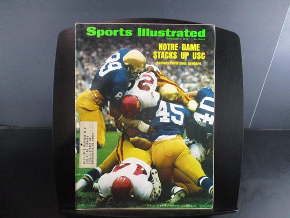 Vintage November 5, 1973 Sports Illustrated Magazine Anthony Davis USC College Football Excellent Condition