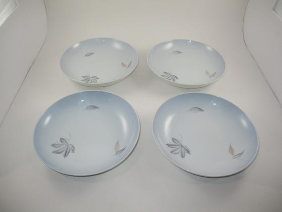 Set of Four Vintage Bing & Grondahl Falling Leaves No 23 7 Inch Soup Salad Cereal Bowls Excellent Condition