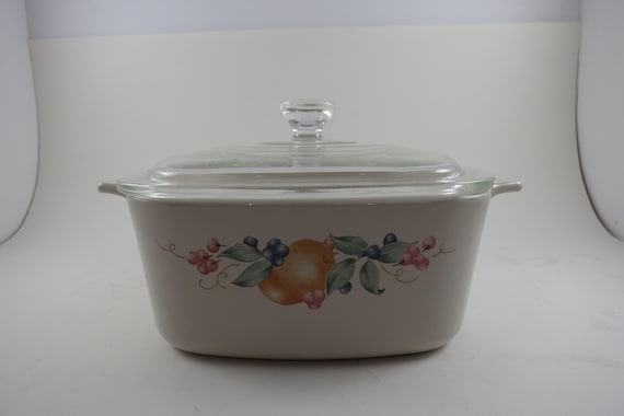 Vintage Corning Ware Abundance Saucepan: 1.5 Quart with Glass Lid
