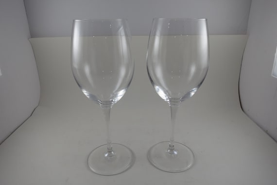 Pair of Luigi Bormioli 9 1/2 Inch Crystal Red Wine Glasses Rocco