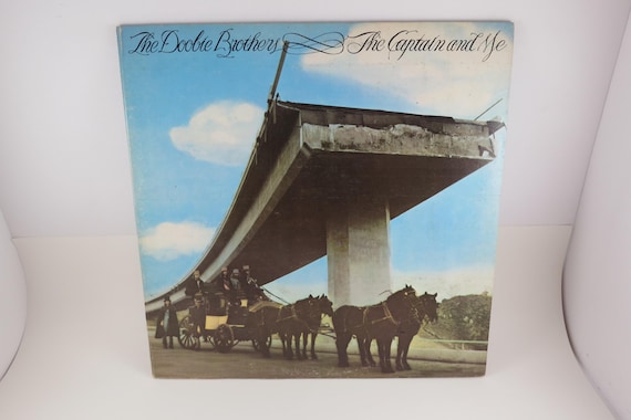 Vintage 1975 Vinyl LP: The Captain and Me, The Doobie Brothers