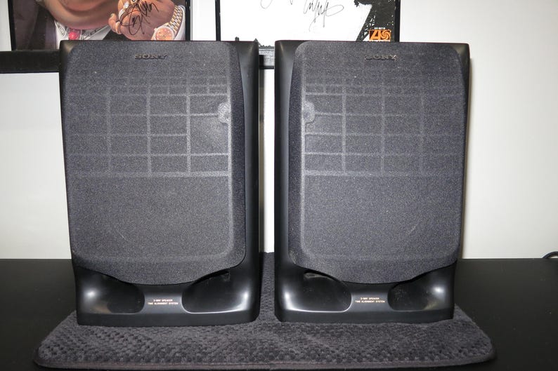 Pair of Vintage Sony SS-H605 3 Way Bookshelf Speakers bild 2