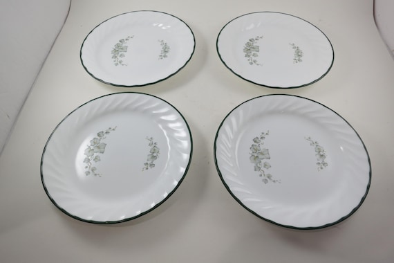Set of Four Vintage Corelle Callaway Green Ivy 7 Inch Salad/Lunch Plates