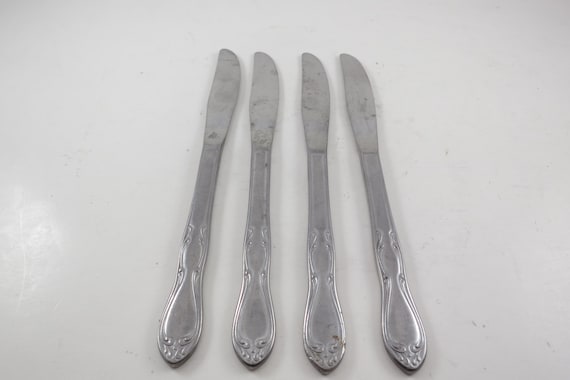 Oneida Homestead Knives Set of 4: Stainless Steel, 8 1/8 Inch